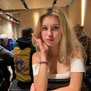 Meet your Posher, Alice